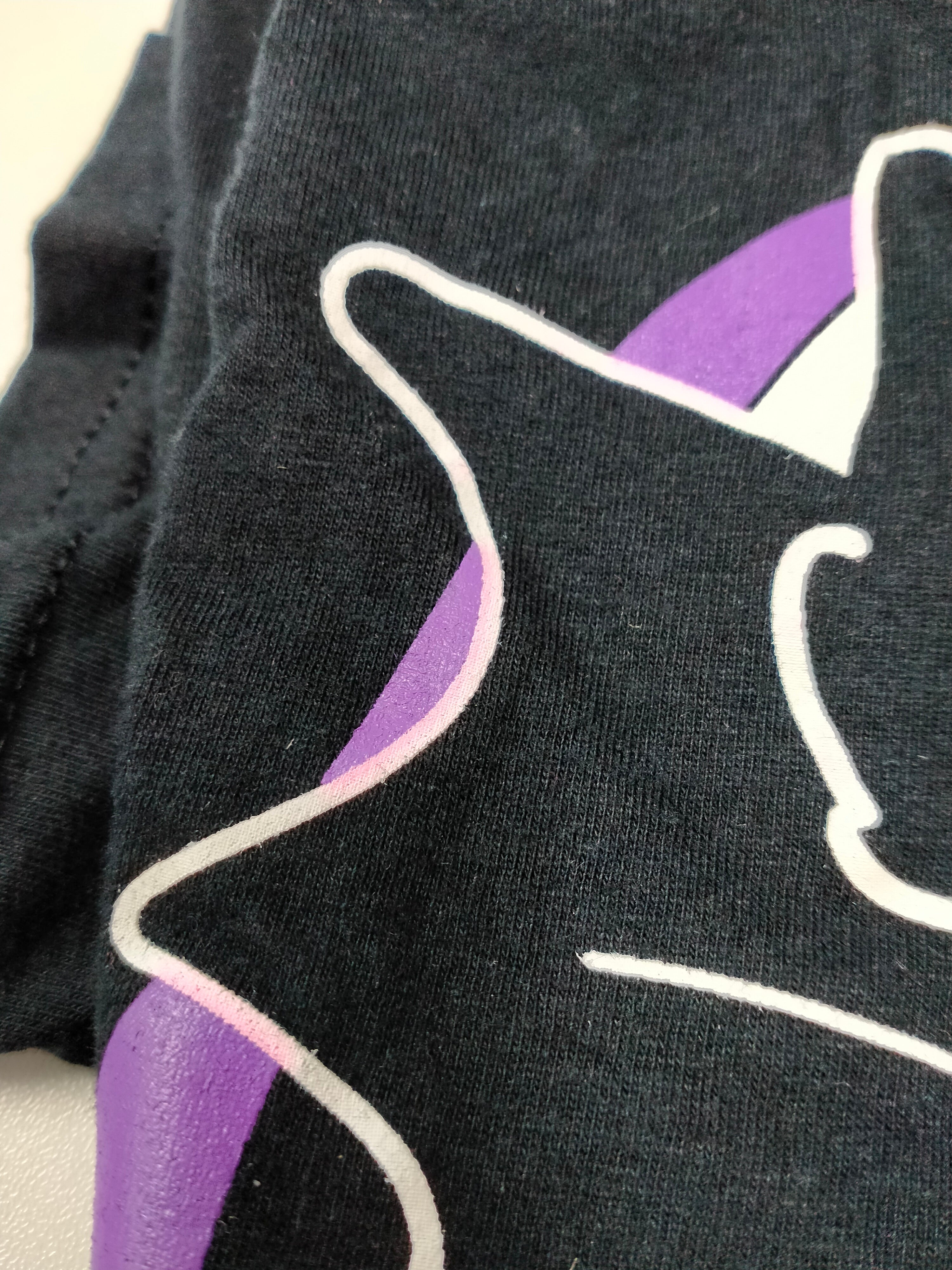Fluffy Bat | T-SHIRT (FAULTY)**