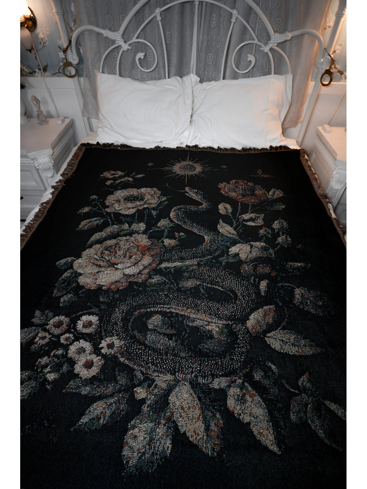 Thornbitten | TAPESTRY