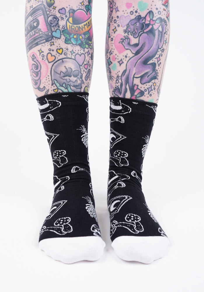 Cottage Witch | CREW SOCKS