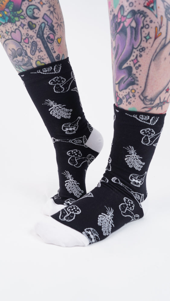 Cottage Witch | CREW SOCKS