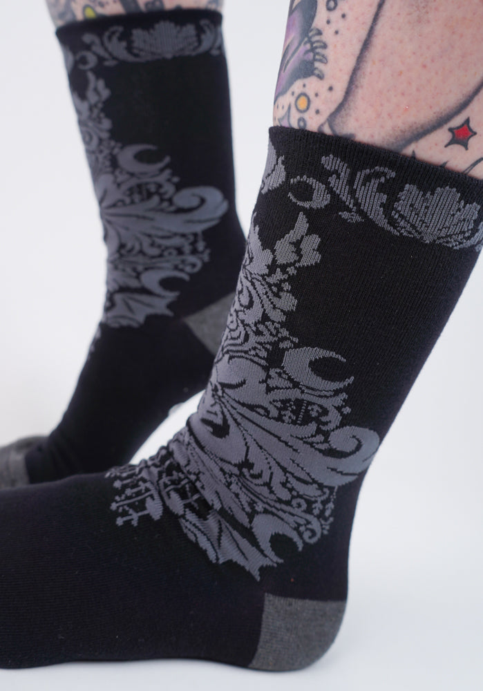 Good Mourning | CREW SOCKS*