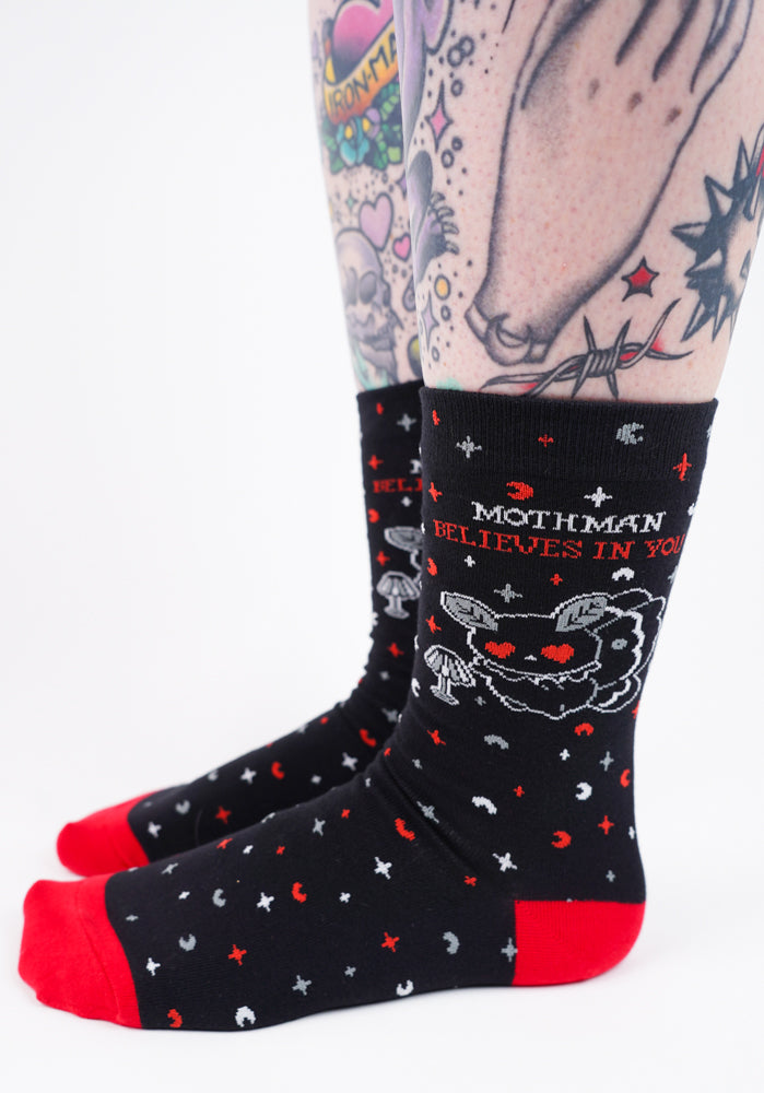 Mothman Believes In You | CREW SOCKS