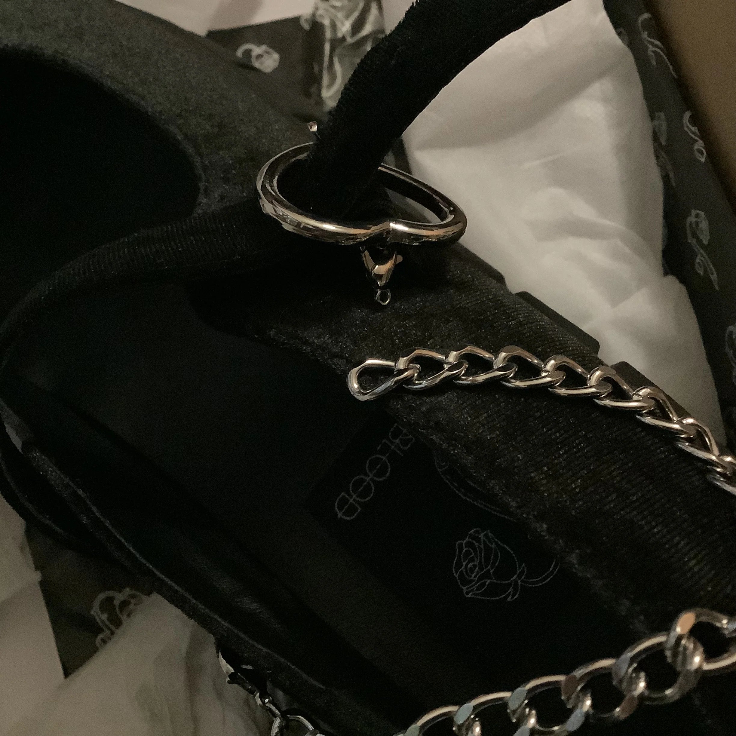 Olivia Velvet | MARY JANE (FAULTY)