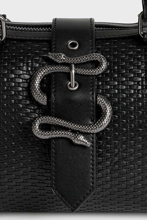 In The Hollow | HANDBAG