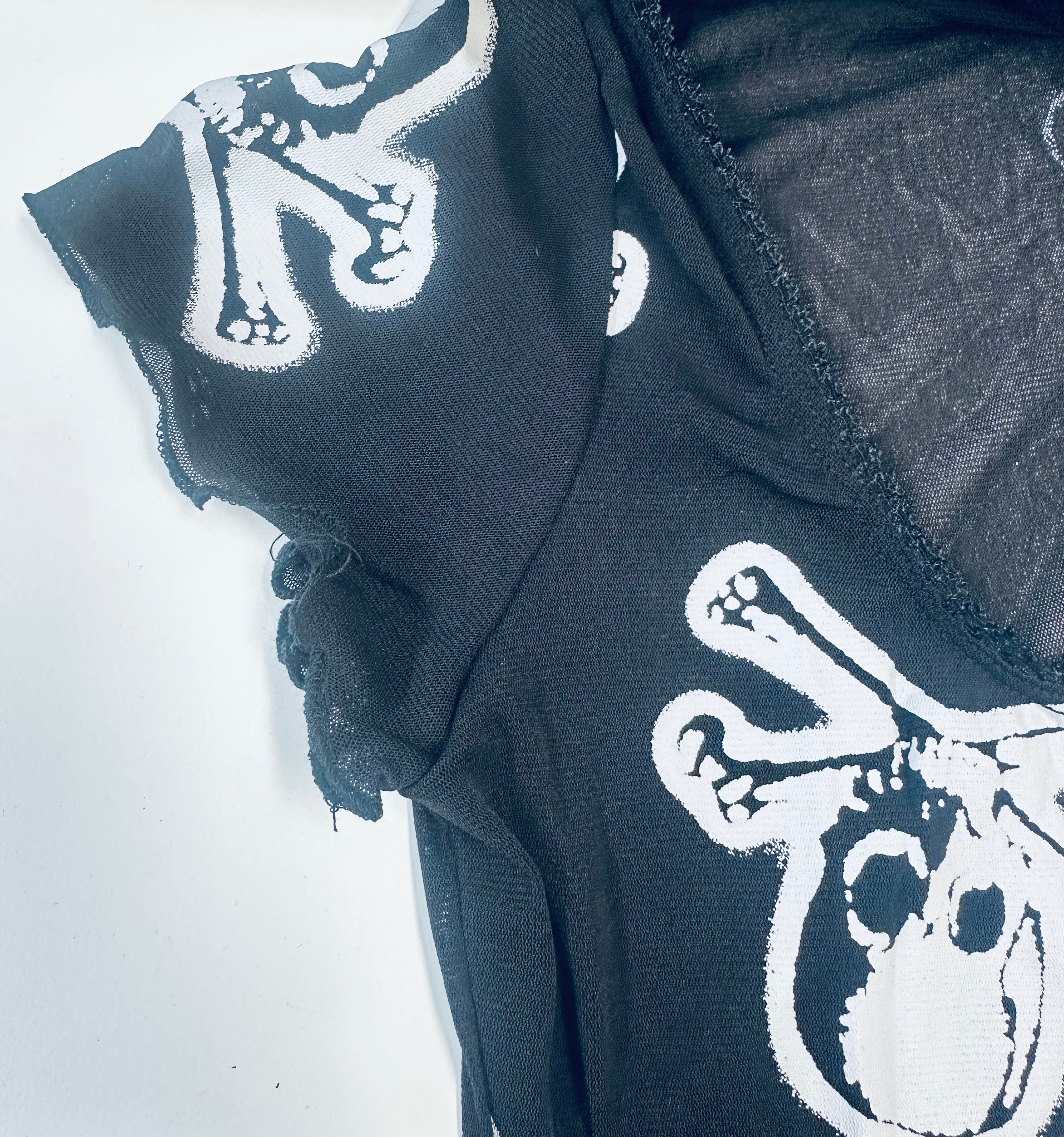 Skull & Cross Bones | MESH TOP (FAULTY)**