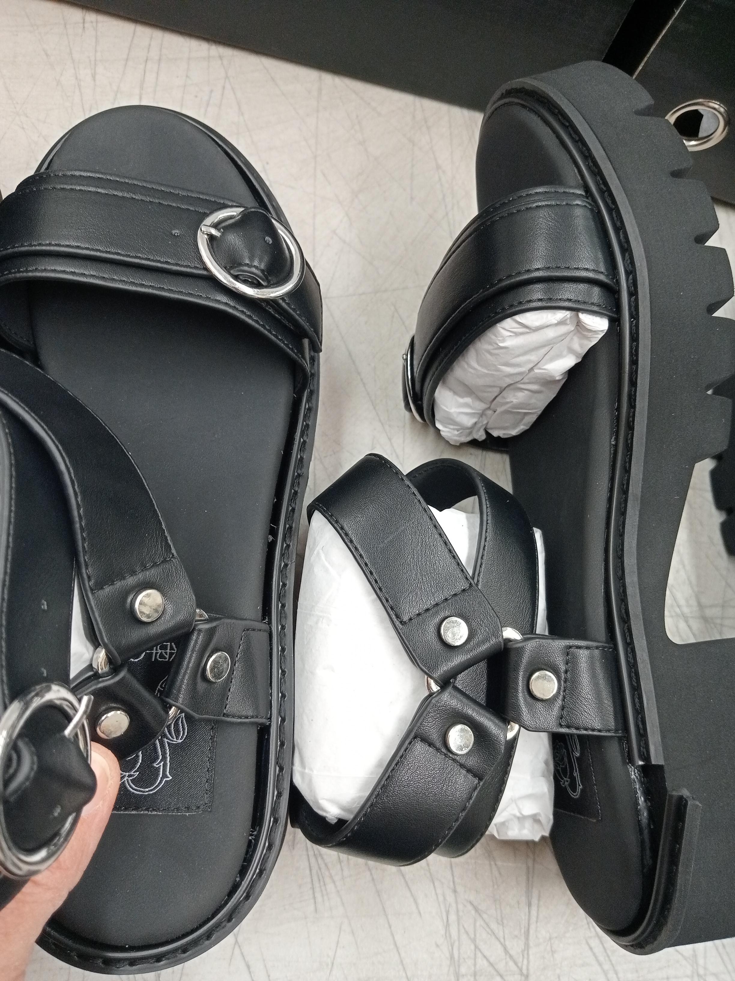 Gigi | SANDALS (FAULTY)**