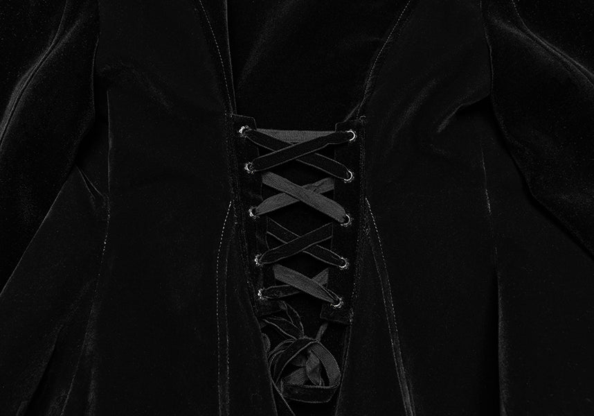 Lilith Velvet | BLAZER