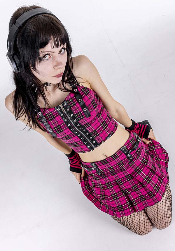 Alice’s Lips Plaid To The Bone - Detail View