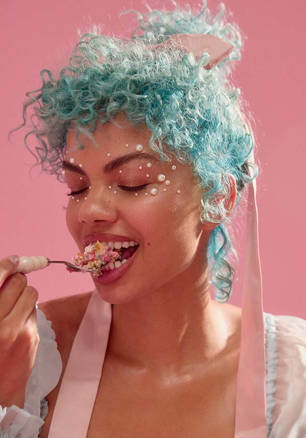 Arctic Fox Cotton Candy Dreams - Lifestyle Shot