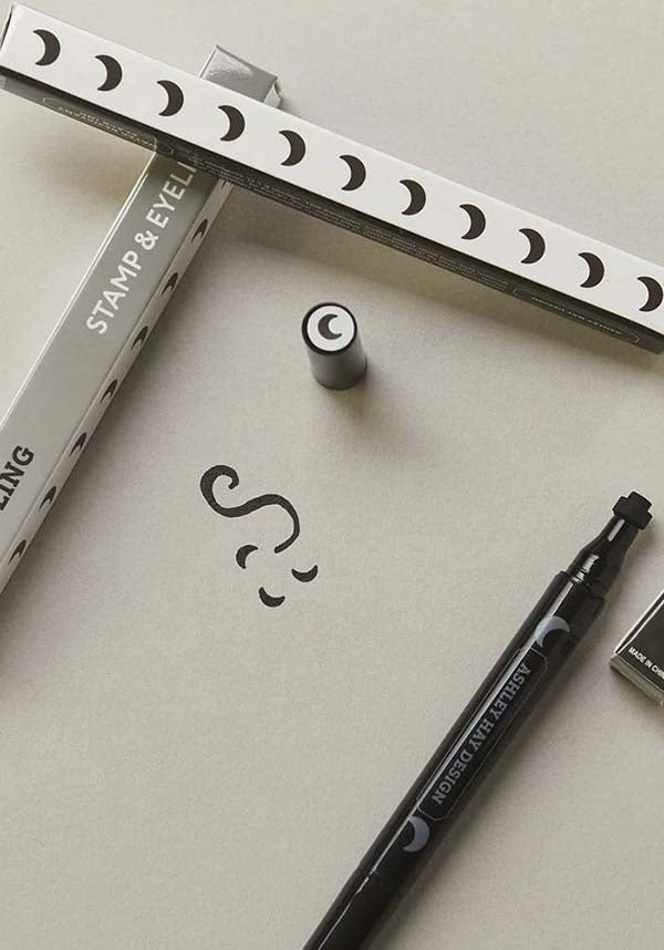 Moon | STAMP & EYELINER