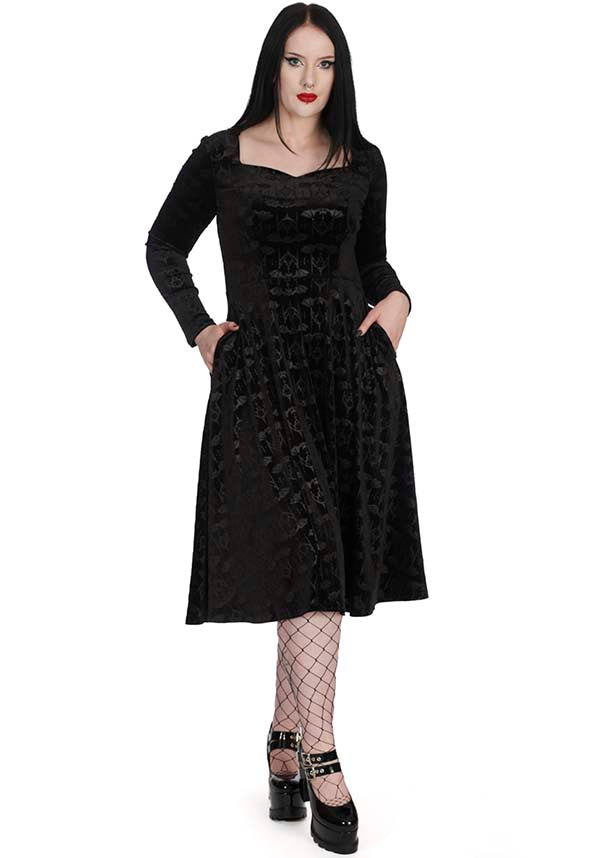 Velvet Bat Fit & Black | FLARE DRESS*