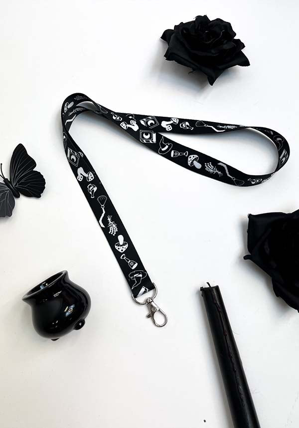 Cottage Witch | LANYARD