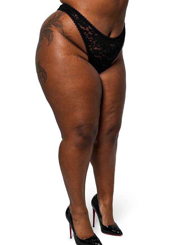 Lenore | THONG