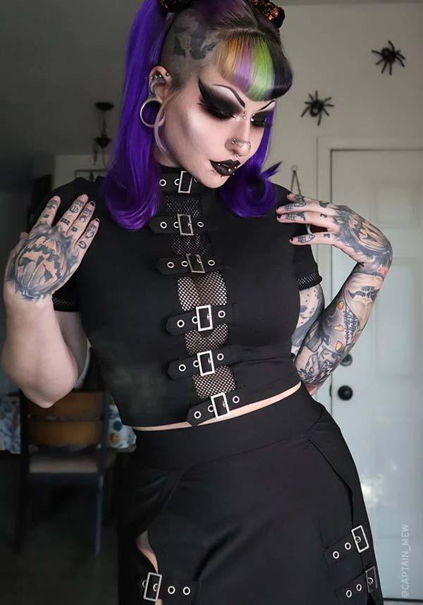 Winona | BUCKLE TOP*