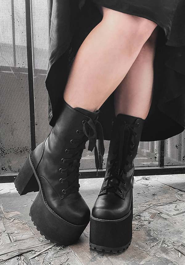 Frankie | PLATFORM BOOTS*