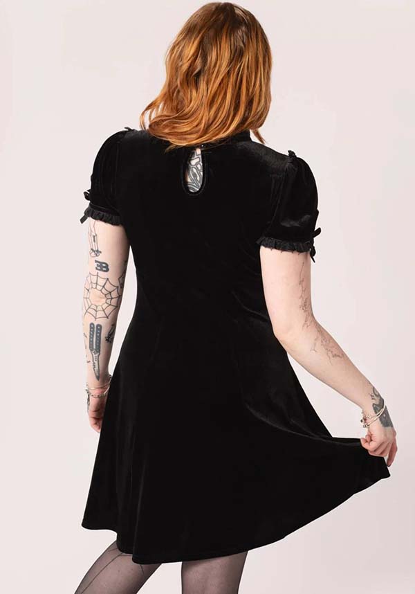 Mourning | DRESS