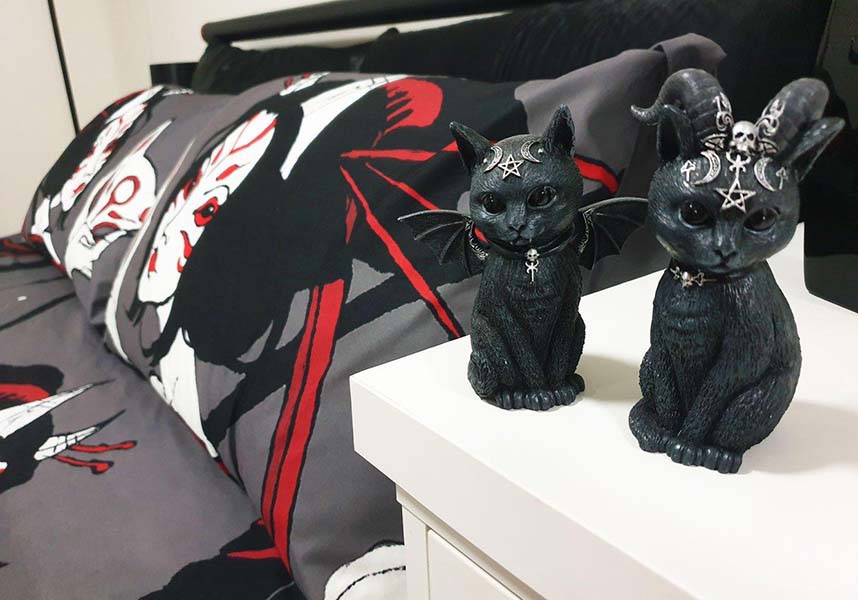 Kitsune Horrors | KING QUILT SET**