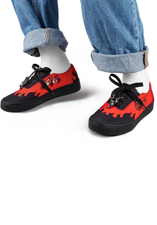 Dark West | SNEAKERS*