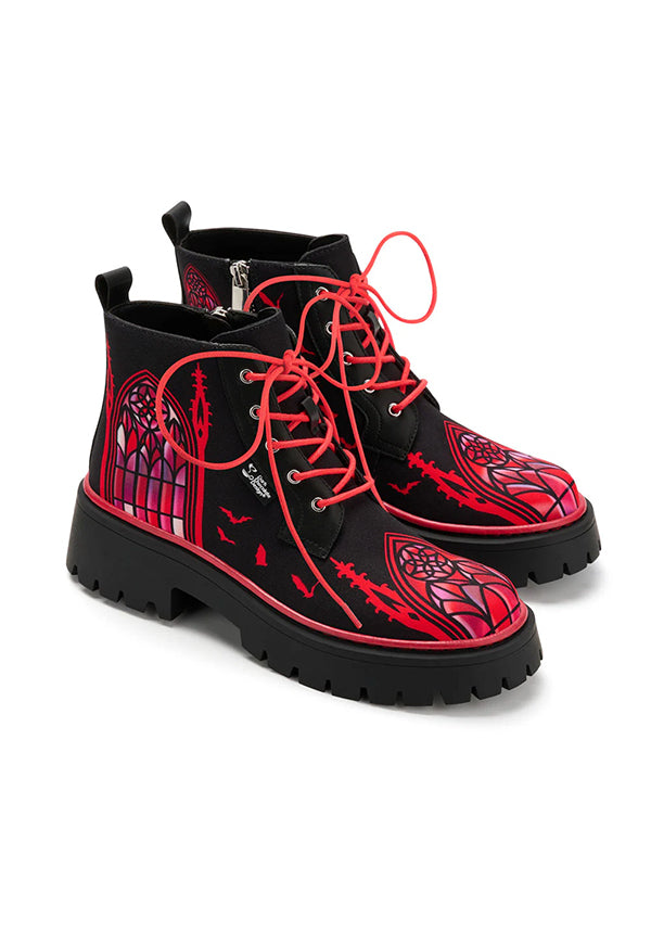 Vampir Court | BOOTS
