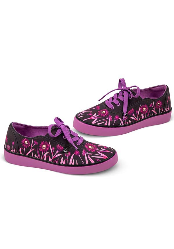 Gloomy Spring | SNEAKERS*