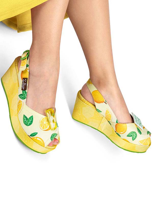 Lemonade Stand | SANDALS**