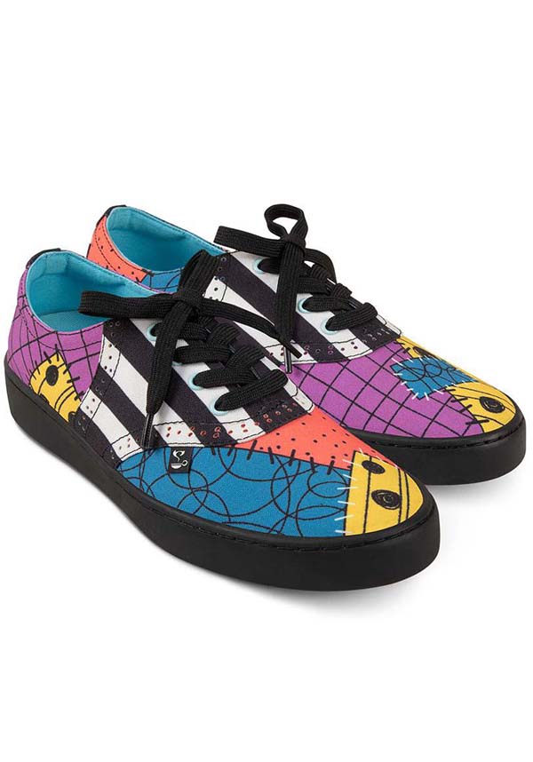 Miss Mends | SNEAKERS