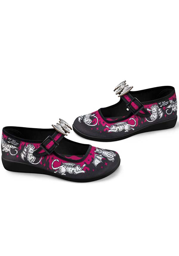 The Gargoyle Cats | FLATS*