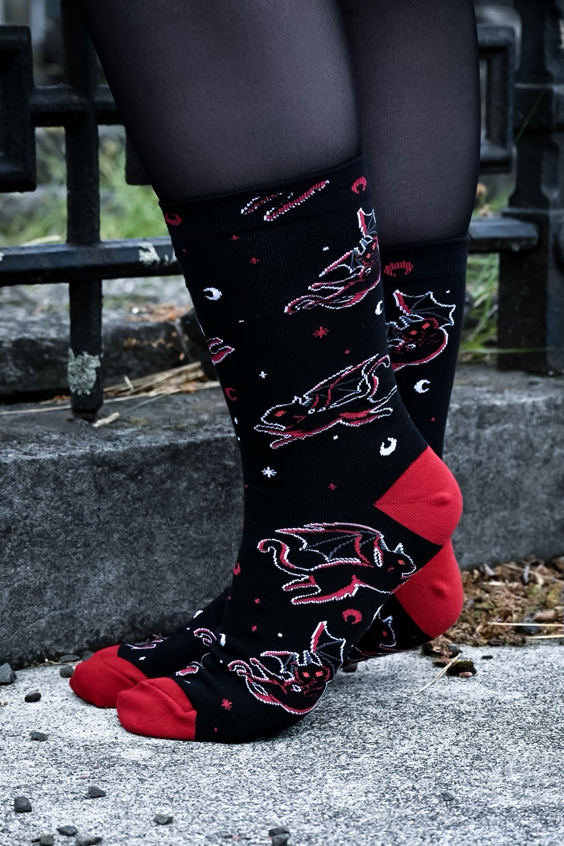 Batty Cats | CREW SOCKS*