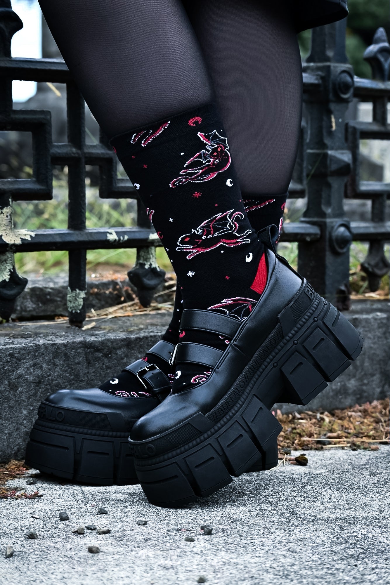 Batty Cats | CREW SOCKS*