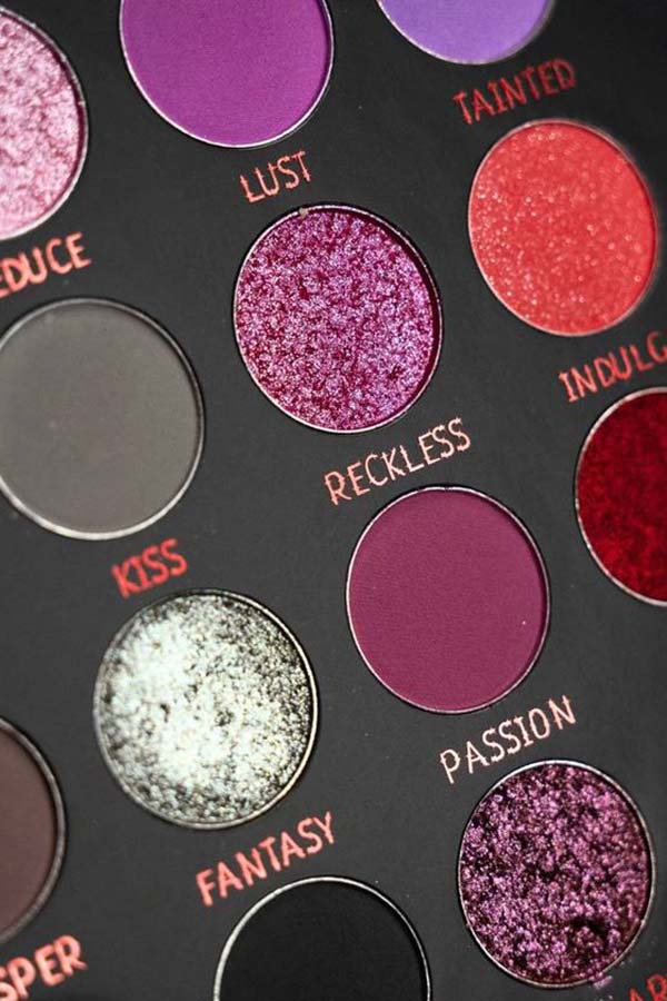 Tainted | PALETTE