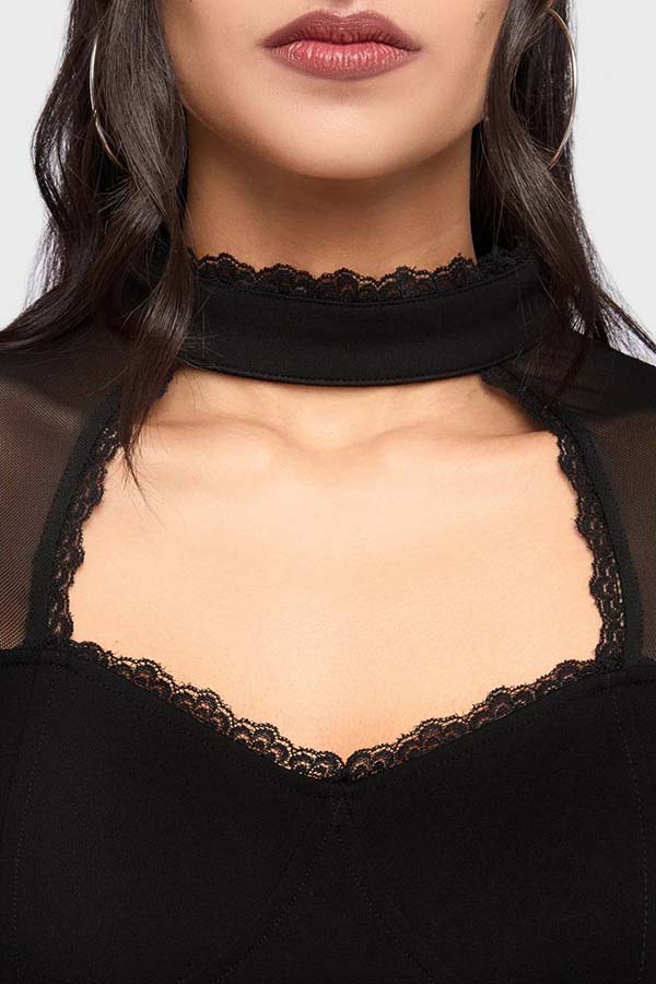 Chapel Blessing Lace Trim | TOP