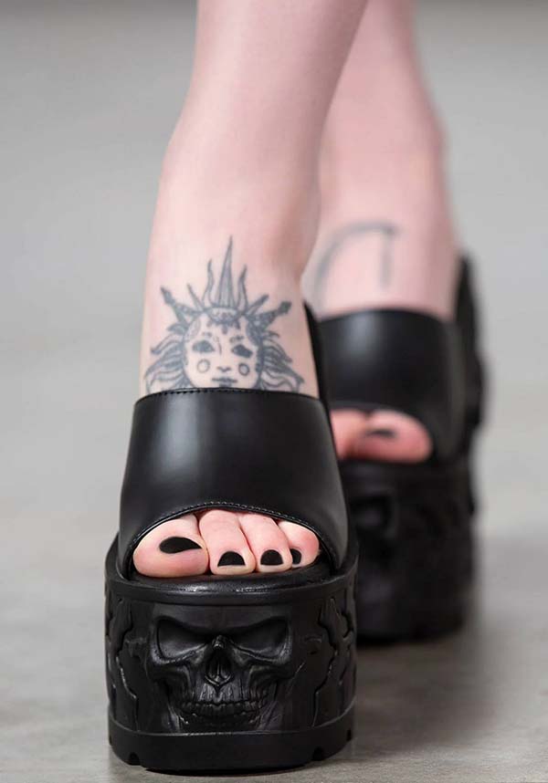 Doom Platform | SLIDERS*