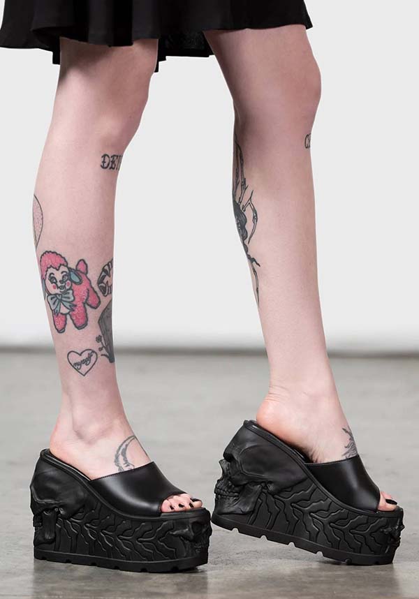 Doom Platform | SLIDERS*