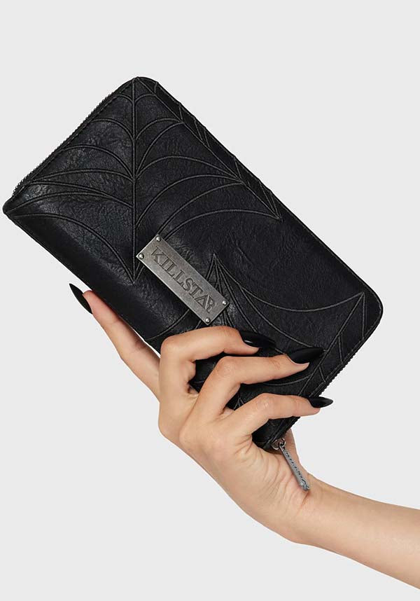 Tangled Trixie | WALLET