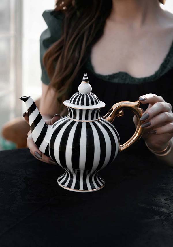 Grim & Ghostly | TEAPOT