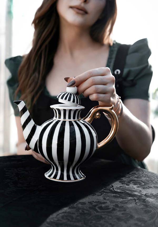 Grim & Ghostly | TEAPOT