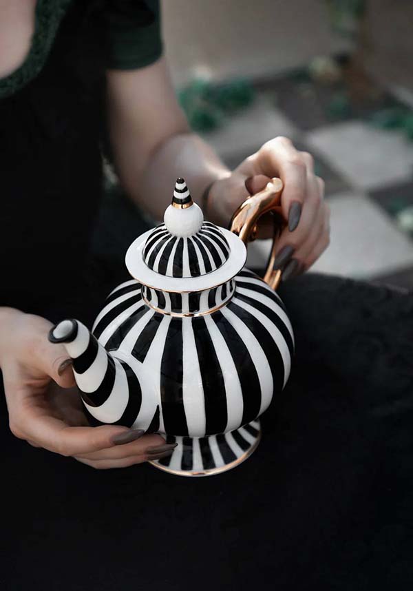 Grim & Ghostly | TEAPOT