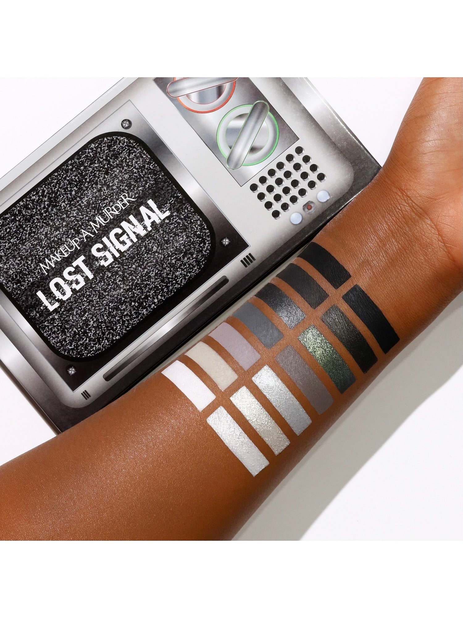 Lost Signal | EYESHADOW PALETTE | Beserk Australia