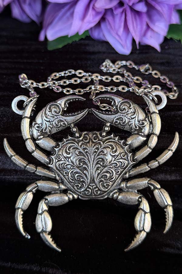 Claws Out | NECKLACE