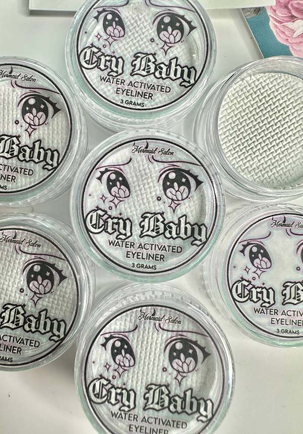 Crybaby Snow White | EYELINER