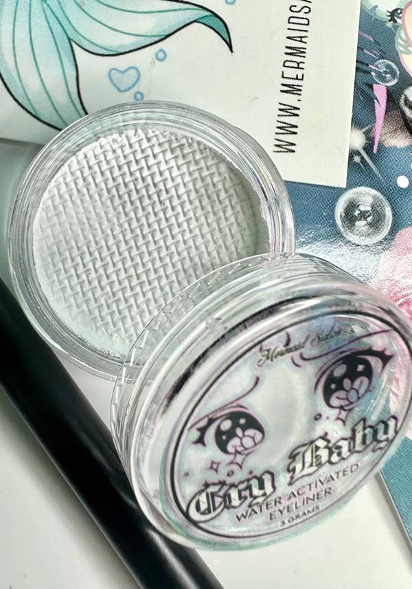 Crybaby Snow White | EYELINER