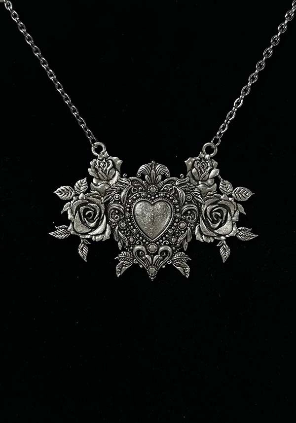 Queen Of Hearts | NECKLACE*