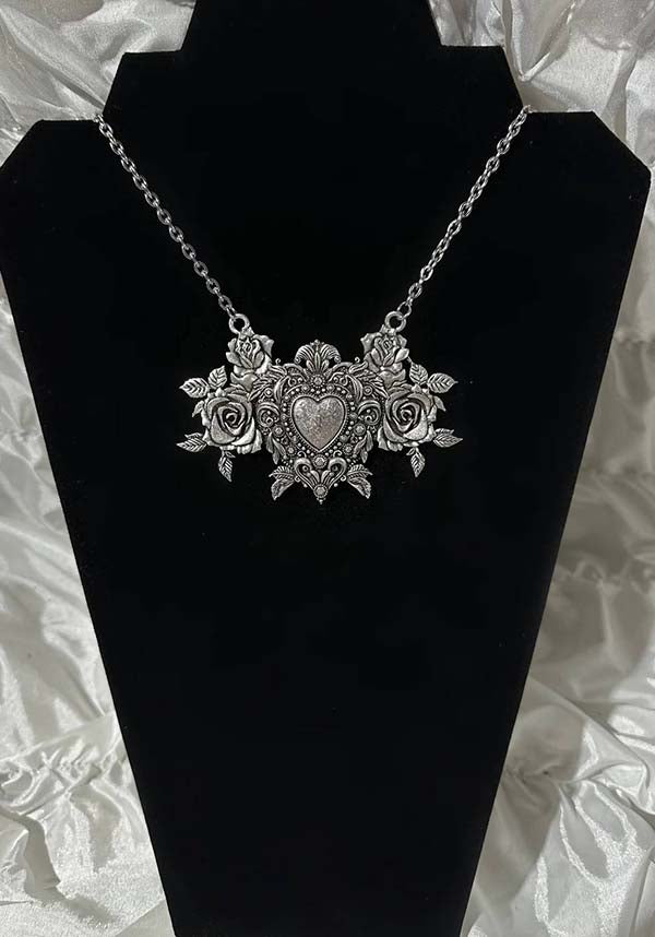 Queen Of Hearts | NECKLACE*