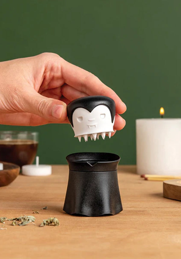 Grindula | HERB GRINDER