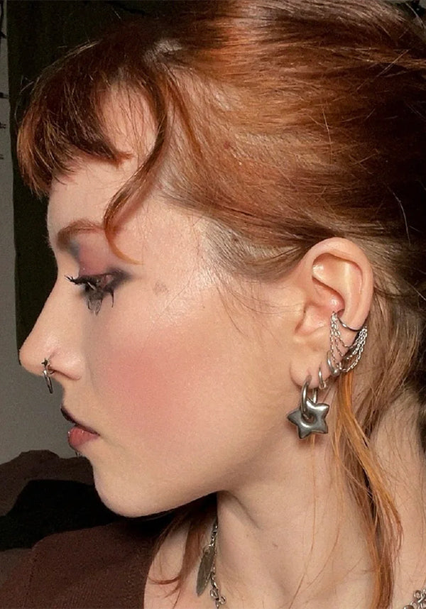 Oufer Triple Chain Dangle - Close Up