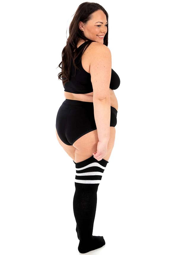 Thigh Hugging | SOCKS