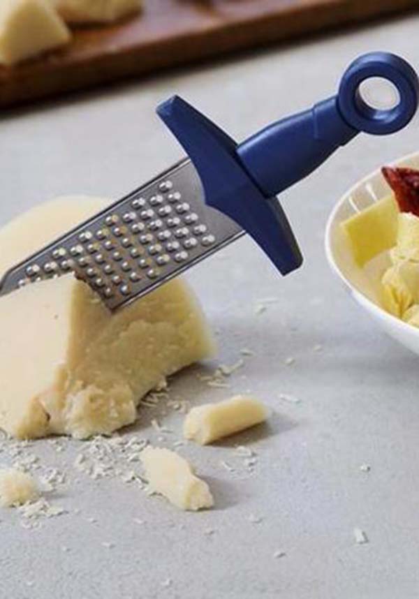 Gratiator | CHEESE GRATER*