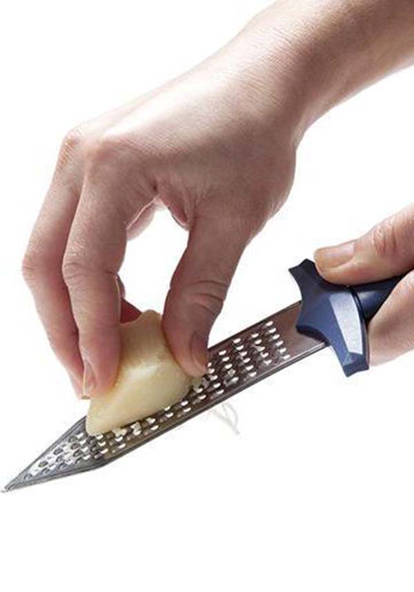 Gratiator | CHEESE GRATER*