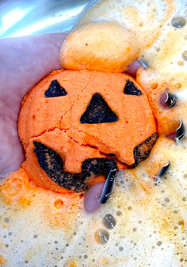 Patch The Pumpkin | BATH BOMB