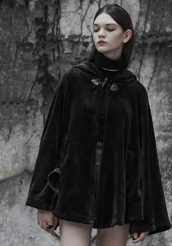 Witch Of Moonlight | CLOAK